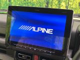 【ディスプレイオーディオ】お手持ちのスマートフォンとの連携で、ナビや音楽再生など各種アプリを使用可能。スマホに近い感覚でお使いいただけます♪