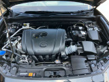 メンテナンスの行き届いた綺麗なエンジンです。お車への愛情が伺えますね。 走行距離もまだまだ少ないので、これから先も長くお乗り頂けますよ☆