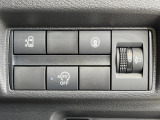 【パワースライドドア】スマートキーや運転席のスイッチでスライドドアの開閉が可能♪電動だから力を入れてドアを開ける必要が無く、小さいお子様でも、重い荷物を持っている時もラクに開け閉めできます♪