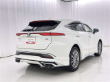 「バックフォルム」です。トランク・ラゲッジスペースには、多くの荷物を入れることが可能です。