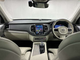 XC90 ウルトラ T8 AWD プラグインハイブリッド 4WD 