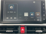 ラジオやテレビ、Apple CarPlayなどを画面から選べるオーディオを装備。表示がまとまっていて確認しやすく、普段の音楽再生や情報確認にも便利にお使いいただけます。