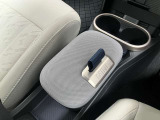 車両の詳細、ご質問につきましては、弊社営業スタッフまでお気軽にご連絡下さいませ。遠方のお客様には実車の詳細画像送信も承ります。