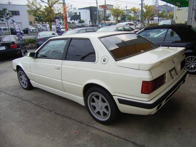 中古車 マセラティ 222 4V 5速MT の中古車詳細 (74,441km, ホワイト