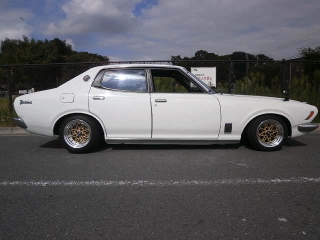 中古車 日産 ブルーバード 希少のサメブル4d 3 0l の中古車詳細 71 000km ホワイト 東京都 850万円 中古車情報 中古車 検索なら 車選びドットコム 車選び Com