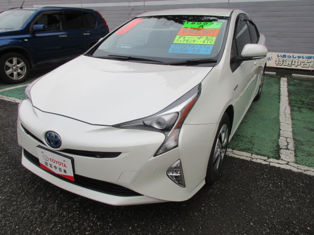 中古車情報 トヨタ プリウス 1 8 A 修復歴無し の中古車詳細 走行距離 6 5万km カラー パールホワイト 販売地域 茨城県つくば市 中古車を探すなら Carme カーミー 中古車
