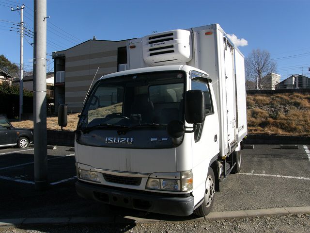 中古車 いすゞ エルフ 冷蔵冷凍車 最大積載量2トン 5 15 クラッチフリー 247 000km ホワイト 千葉県 55 8万円 中古車情報 中古車検索なら 車選びドットコム