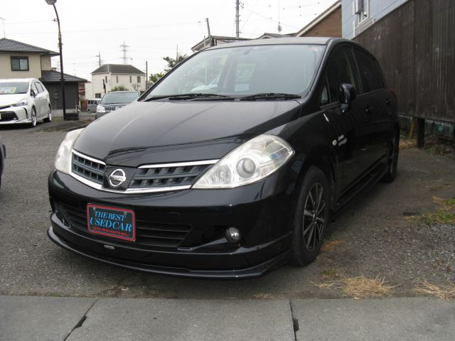 中古車 日産 ティーダ 1 5 15m 95 000km ブラック 茨城県 16万円 中古車情報 中古車検索なら 車選びドットコム 車 選び Com